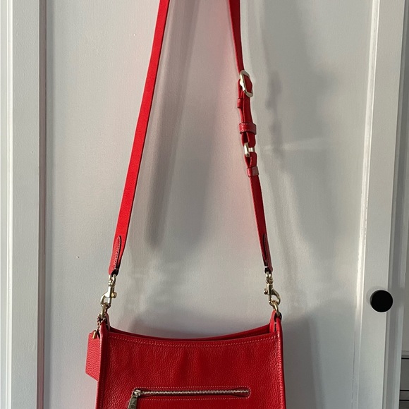 Coach Dempsey File Bag like New - Picture 6 of 10